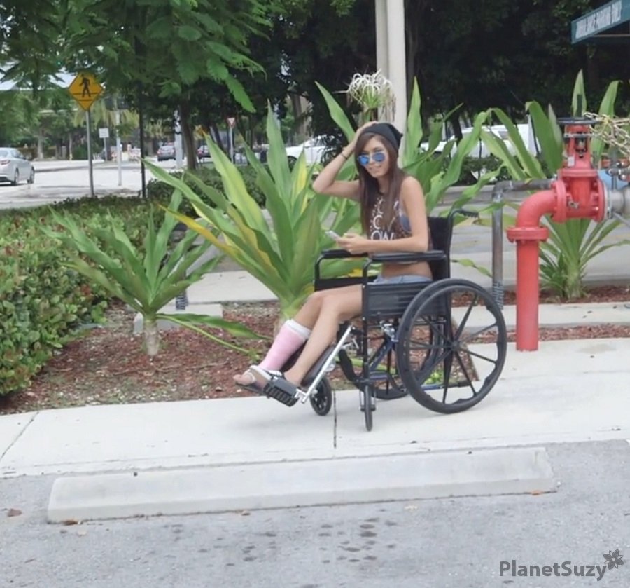 Kimberly Costa - Wheelchair Teen Fuck In The Bus HD