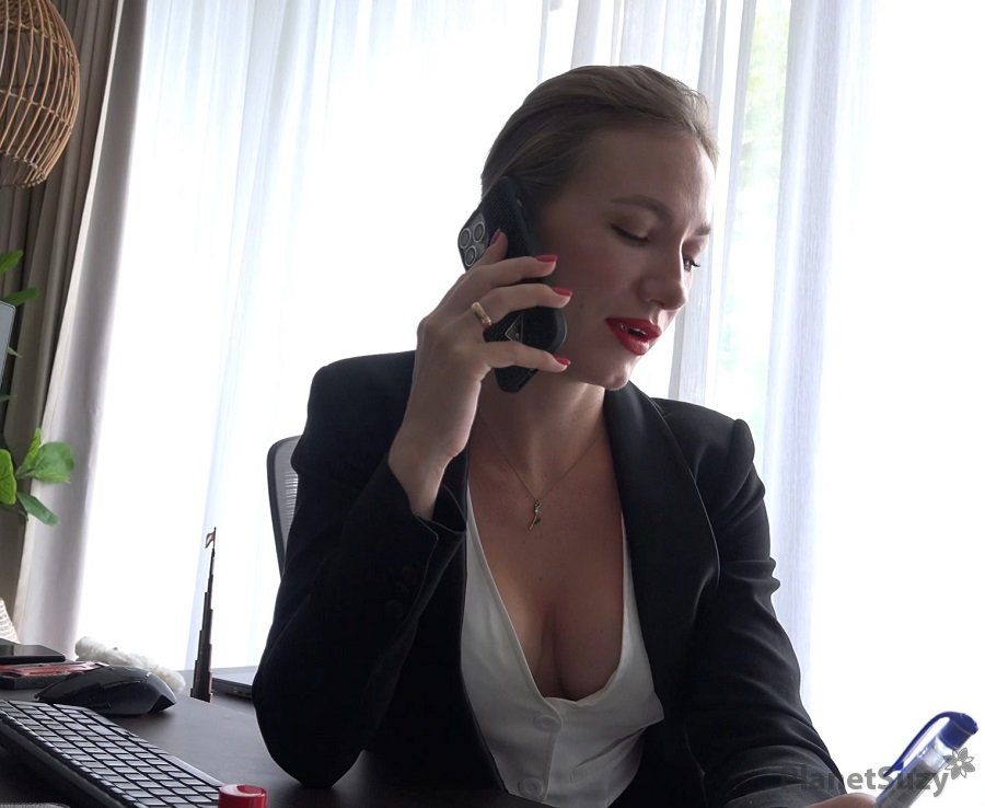 Angel Desert - Secretary Answers Calls While Her Boss Fucks Her UltraHD/4K