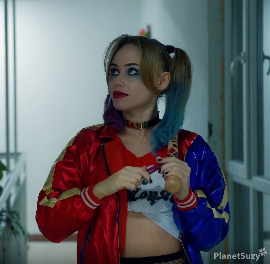 Mari Moore - Harley Quinn Cosplay Fuck With Creampie FullHD