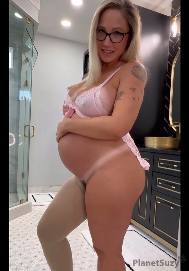 Nora Rose Jean - Beautiful Pregnant Wife Sextape POV FullHD