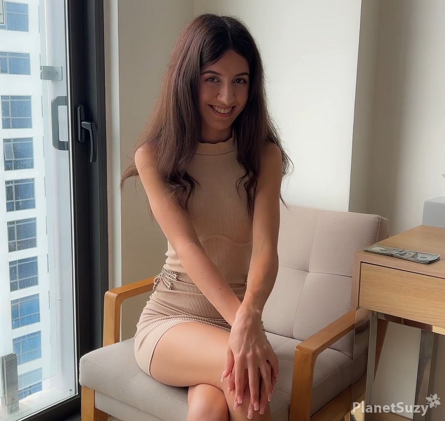 Katty West - Hotel Room Service Hostess Agreed To Sex With Guest For Money FullHD