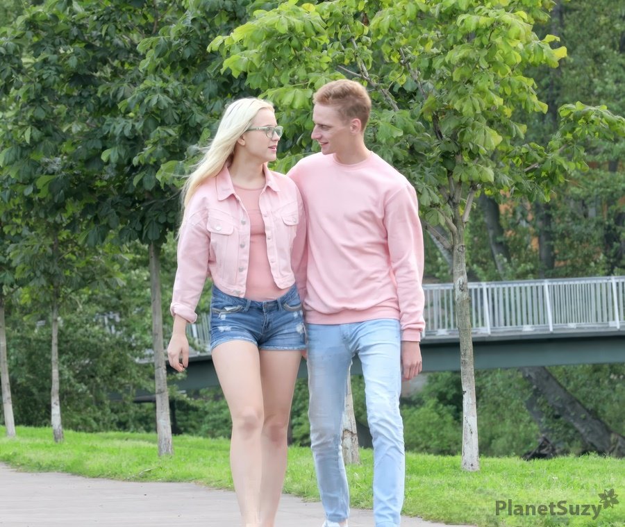 Nikki Hill - Blonde Teen Fuck On First Date FullHD