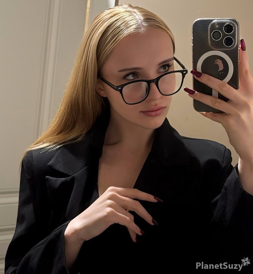 Polly Yangs - Cute Homely Blonde in Braces Turned Out to Be an Anal Slut Who Only Fucks in the Ass and Mouth! UltraHD/4K