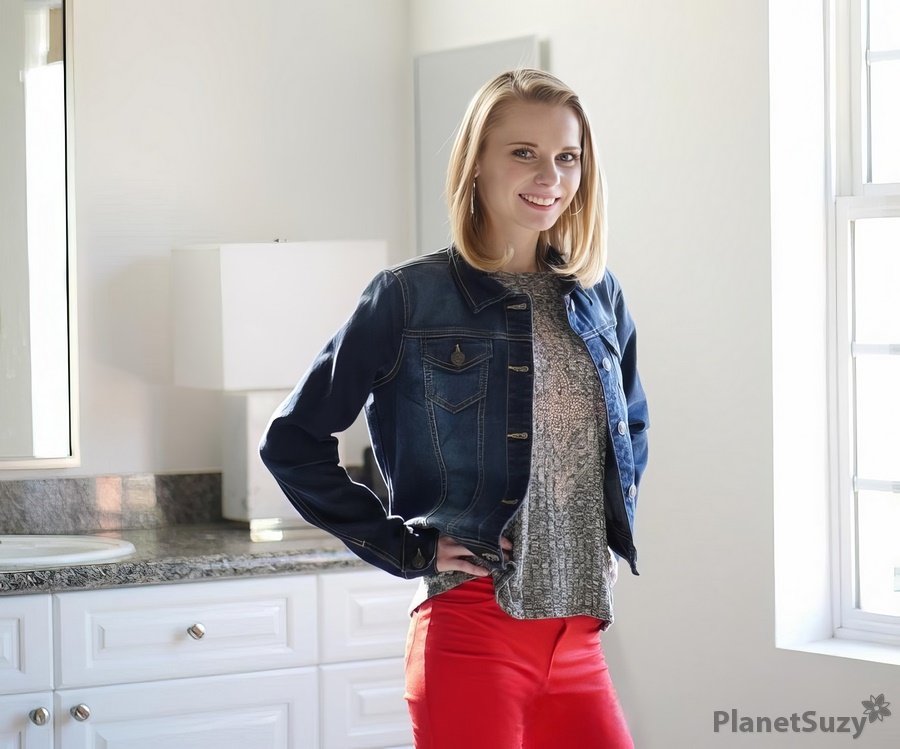 Catarina Petrov - POV Sex With A Skinny Girl After A Shower FullHD