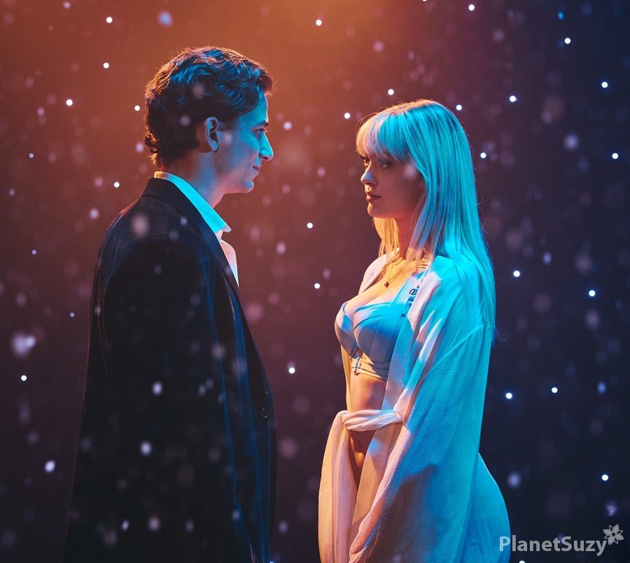 Amber Moore - A Romantic Sex Video With A Beauty In The Style Of The Snow Queen FullHD