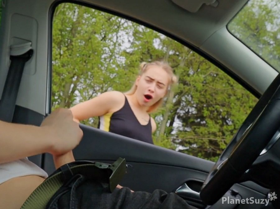 Molly Kelt - Girl Passing By Caught Me Jerking Off And Helped Me Cum FullHD