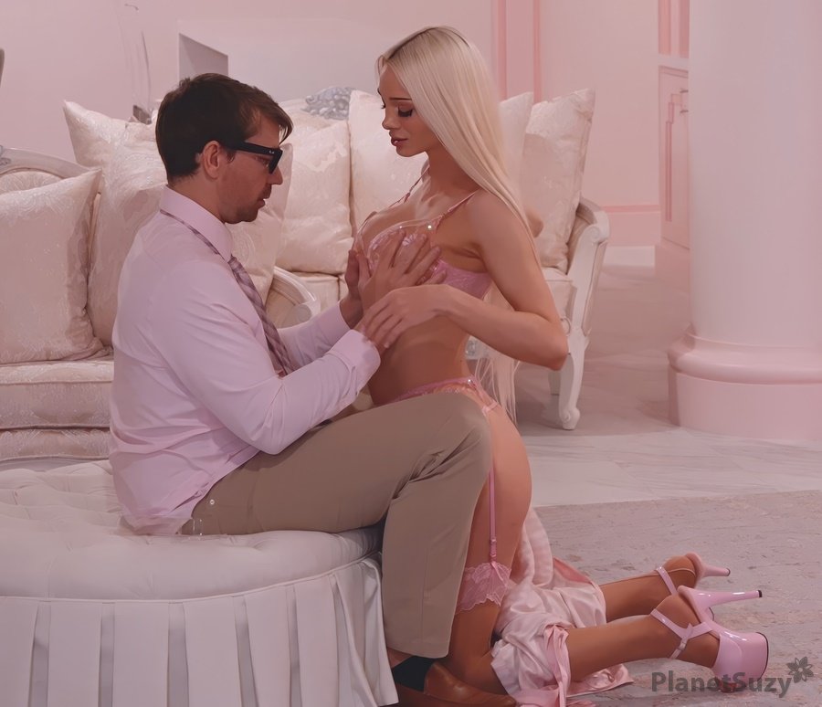 Bunnydollstella - A Glamorous Blonde Gives A Shy Virgin Man His First Sexual Experience FullHD 1080p