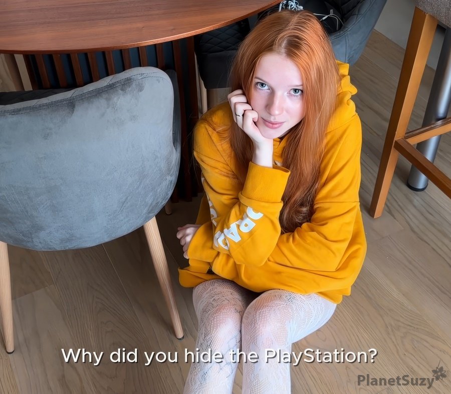 Kuporovaa Krupa - Younger Stepsister Flirts With Older Stepbrother To Get His Attention FullHD 1080p