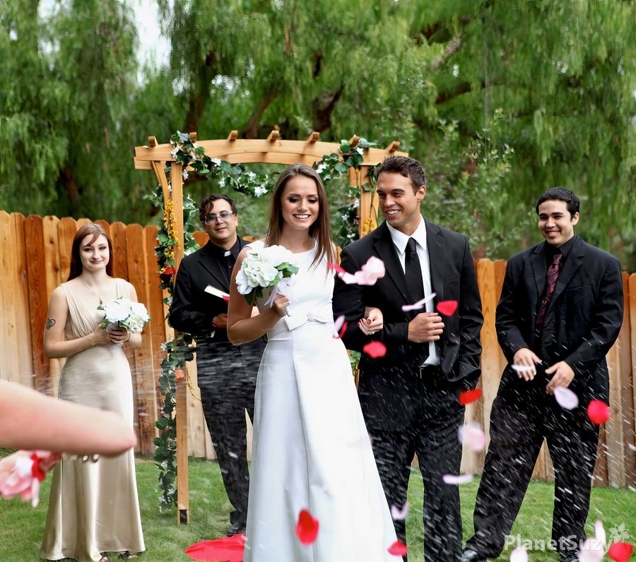 Tori Black - A Young Bride Fucks After Her Wedding On a Honeymoon FullHD 1080p