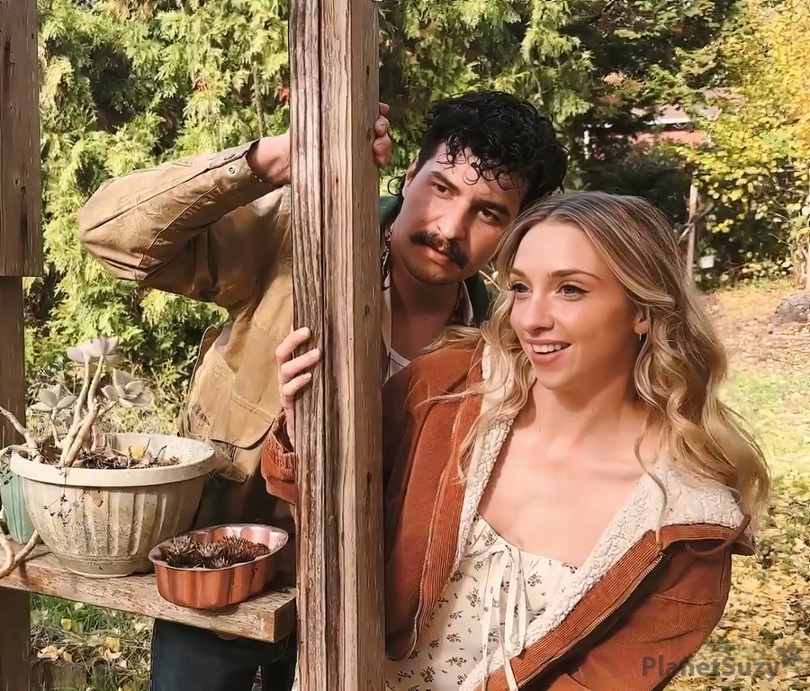 Nicole Vaunt, ItsMeCat64 - BGBG outdoor Couple Swap FullHD 1080p