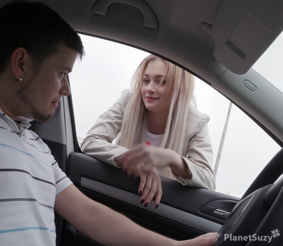 Olivia Devine - Cutie Asks For A Ride Home FullHD 1080p