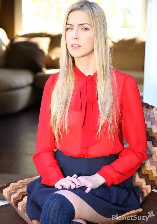 Abigaile Johnson - Sweeter Than Sweet  FullHD 1080p