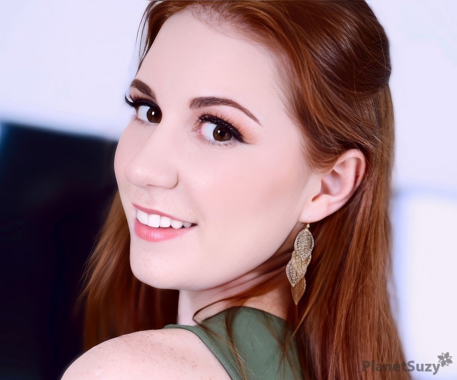 Ellie Murphy - A Pov Blowjob, Get Fucked And Swallow More Cum FullHD 1080p