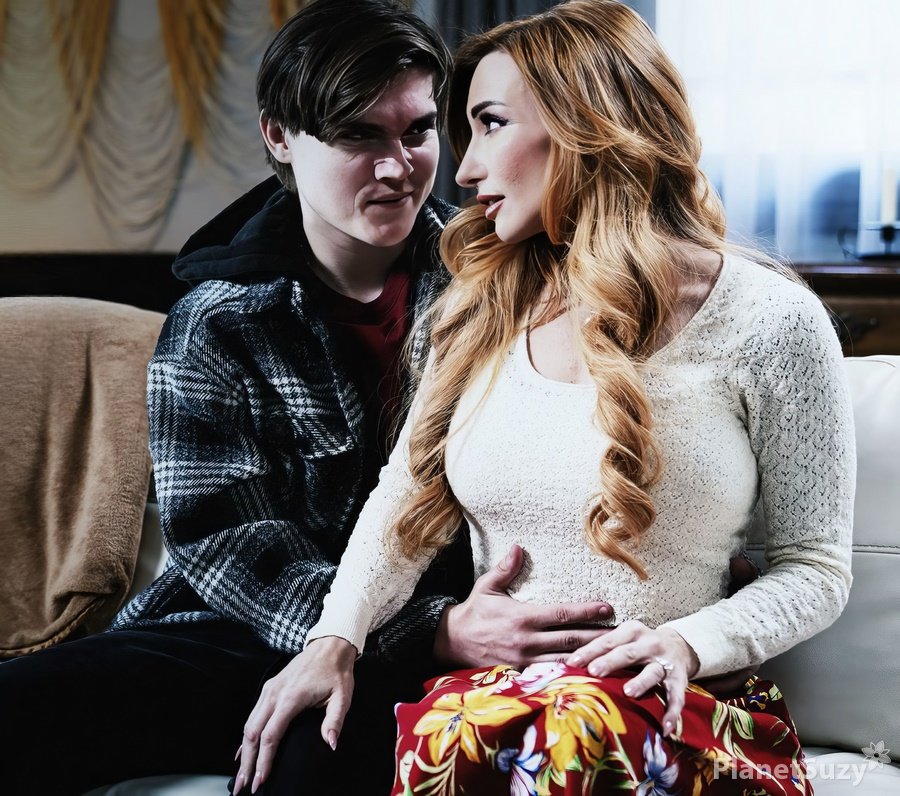 Sophia Locke - Stepmom And Stepson Have A Deep Heart-To-Heart Talk FullHD 1080p