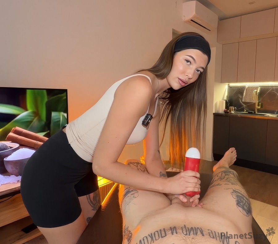 Vallery Ray - Came for Massage But Ended up in Handjob Parlor Rub-and-Tug FullHD 1080p
