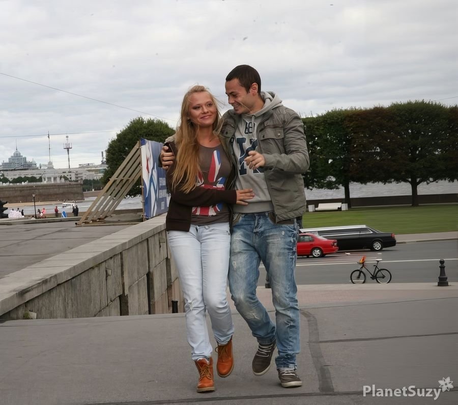 Nestee Shy - City Walk Date Ended with Sex FullHD 1080p