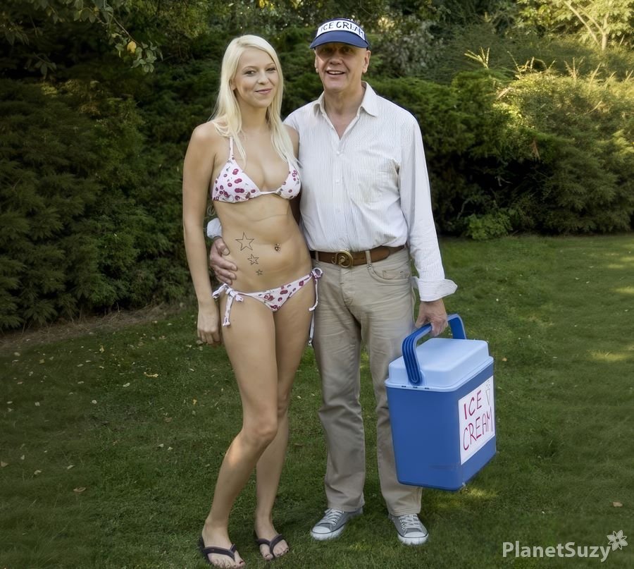 Karol Lilien - A Young Girl In A Bikini Had Sex With An Old Man In A Park. HD 720p