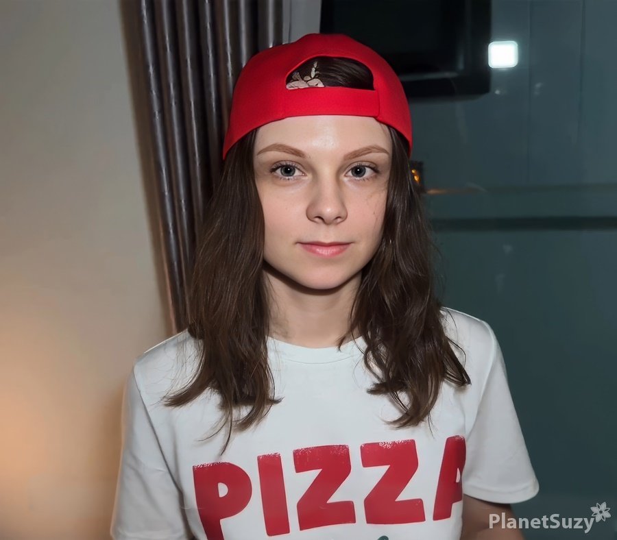 HiYouth - The Delivery Girl Ate My Pizza And Was Fucked Hard For It FullHD 1080p