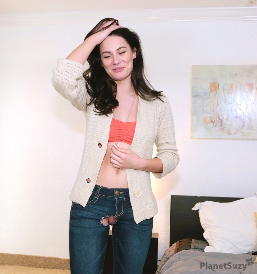 Kymberlee Anne - Suddenly Ripped Jeans Led to Sex FullHD 1080p