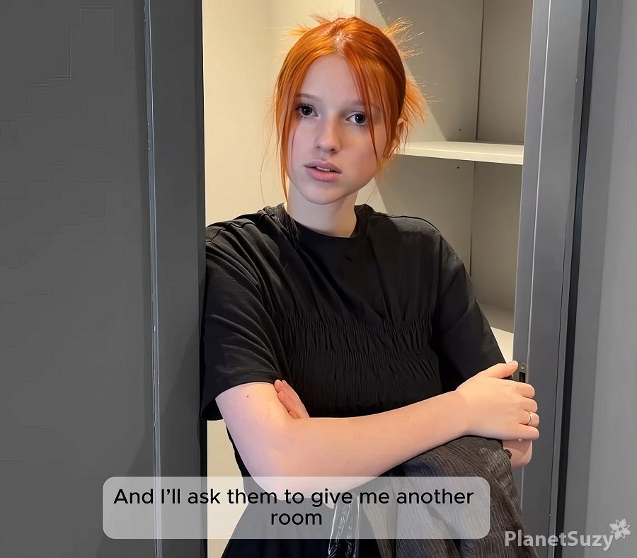 Kuporovaa Krupa - Im Sharing a Bed With a Colleague FullHD 1080p