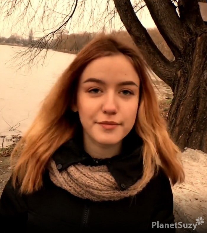 ADOLFxNIKA - Autumn Lake Walk Turns Into a Risky Public Blowjob UltraHD/4K 2160p