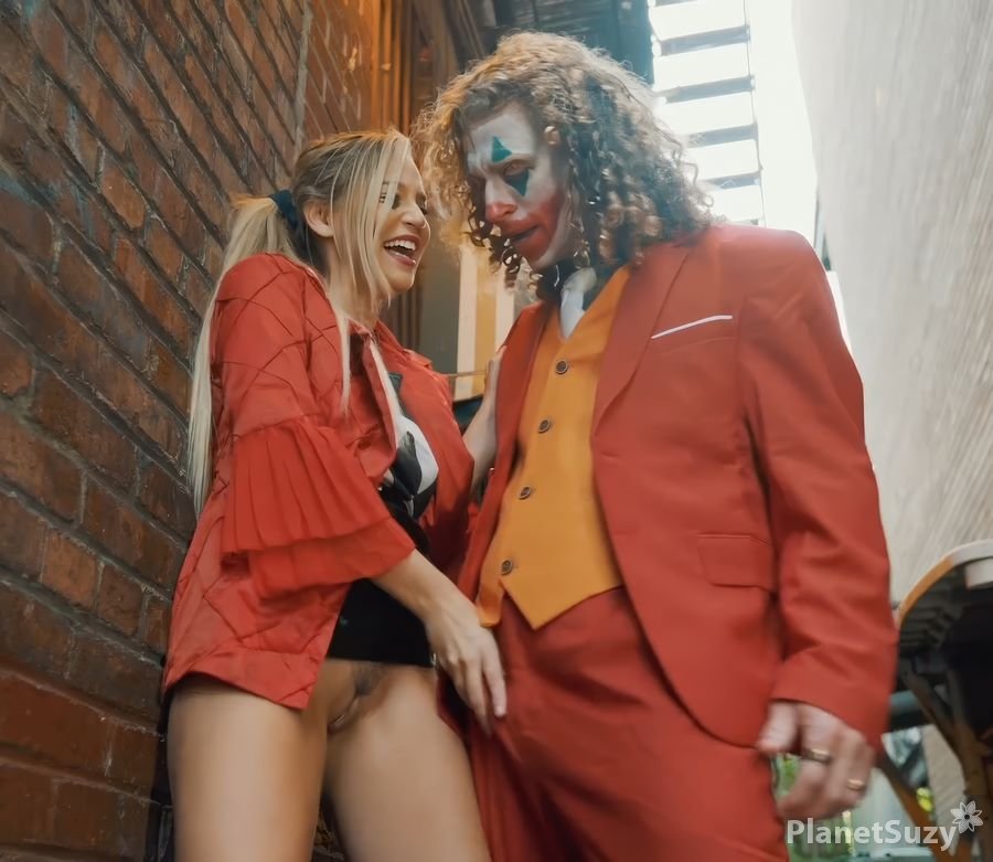Blake Blossom - Cosplay Harley Quinn Gets Fucked Hard By Joker FullHD 1080p
