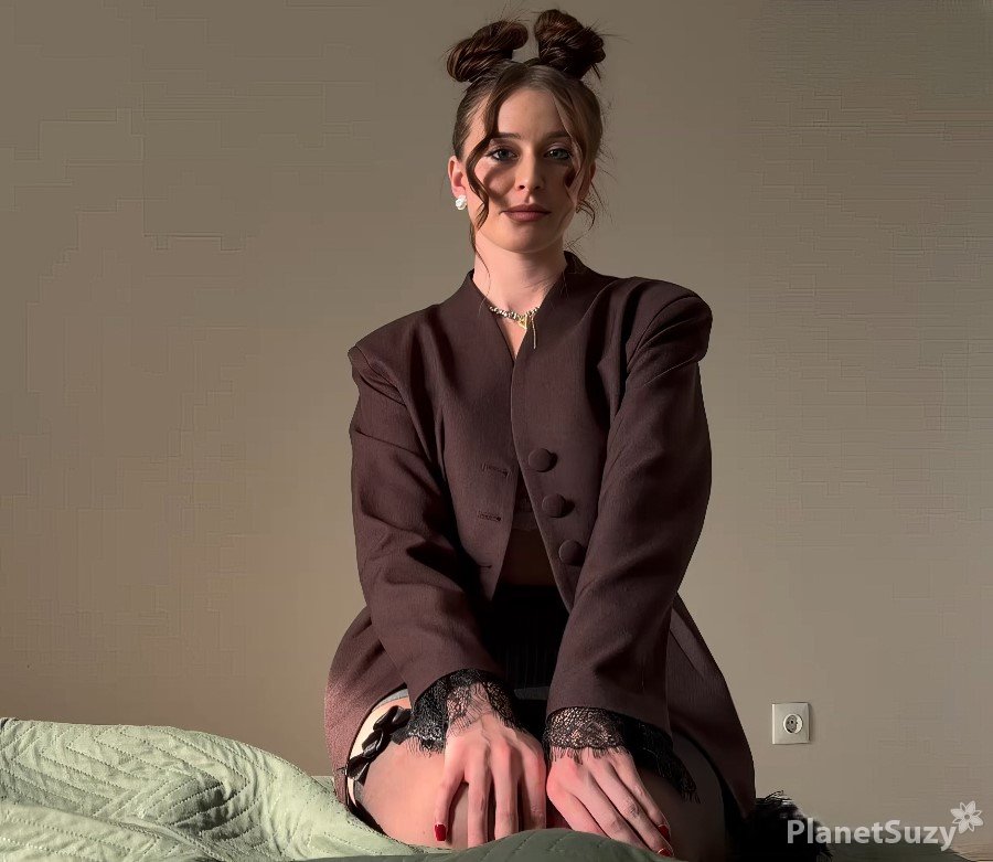 Mila Lioness - Girl Next Door Gets Her Tight Pussy Fucked Hard After a Party FullHD 1080p