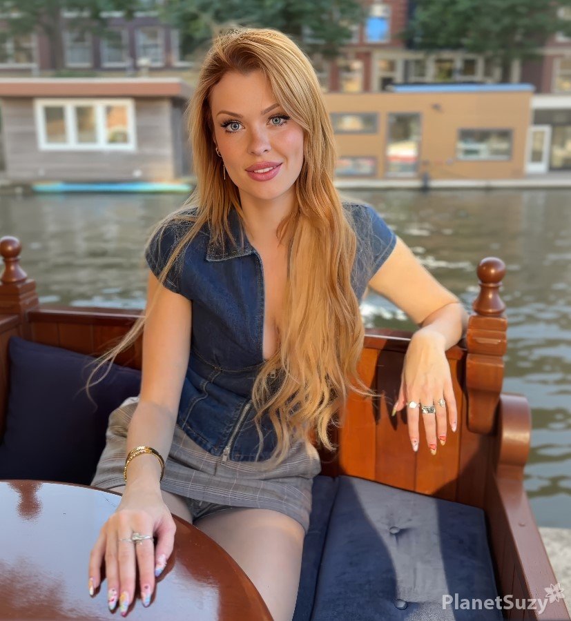 Elly Hot - Sex Vacation in Amsterdam Day 2 FullHD 1920p