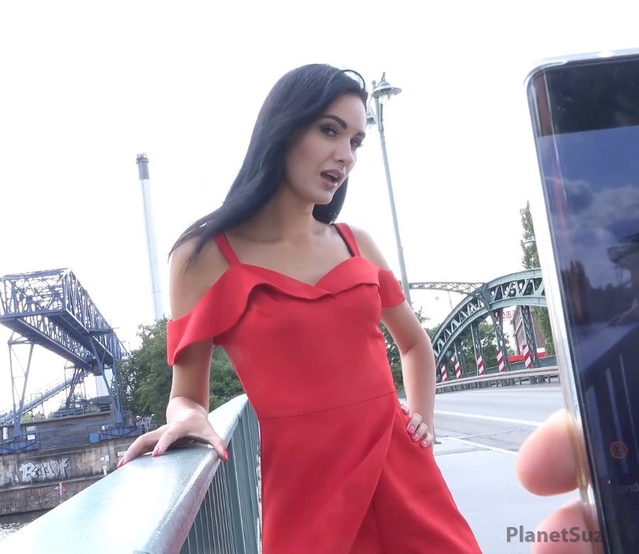 Megan Venturi - Slender Young German Girl Got Lured to a Model Casting in an Abandoned Building FullHD 1080p